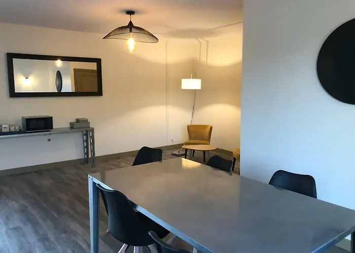 Le Domaine De La Carperie ホテル